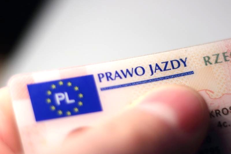 Czy za granicą można stracić prawo jazdy? Kiedy grozi utrata uprawnień