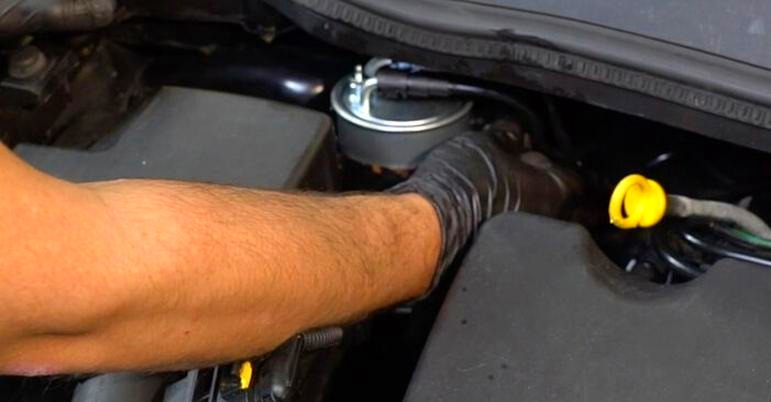 Filtr paliwa Opel Corsa D 1.2 benzyna – jak wybrać i kiedy wymienić?