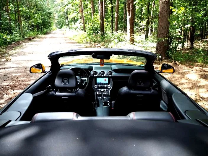 Ile pali Mustang GT 5.0? Realne spalanie w mieście i trasie