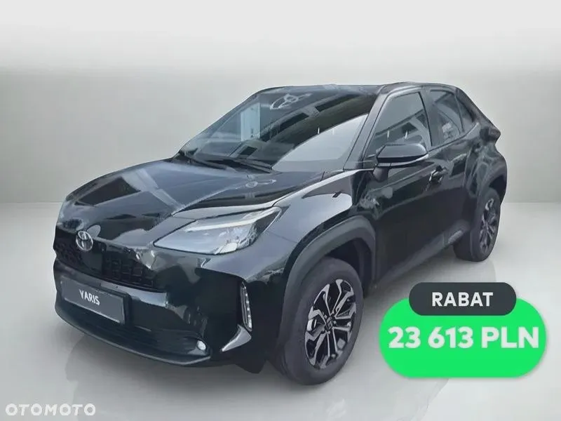 Ile zatankujesz i ile przejedziesz: pojemność baku Toyoty Yaris