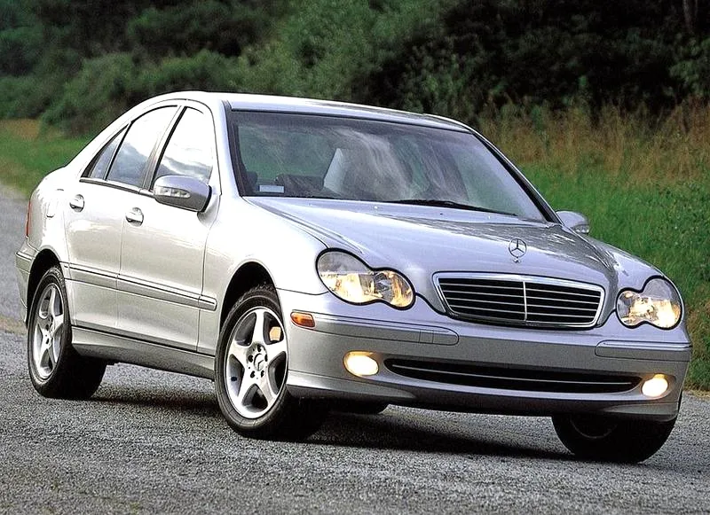 Jakie klocki hamulcowe do Mercedes w203 wybrać i na co zwrócić uwagę