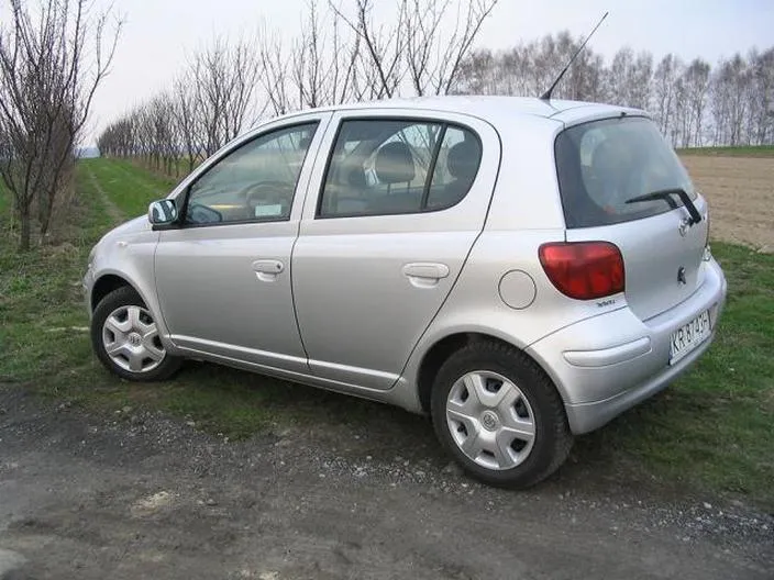 Toyota Yaris I
